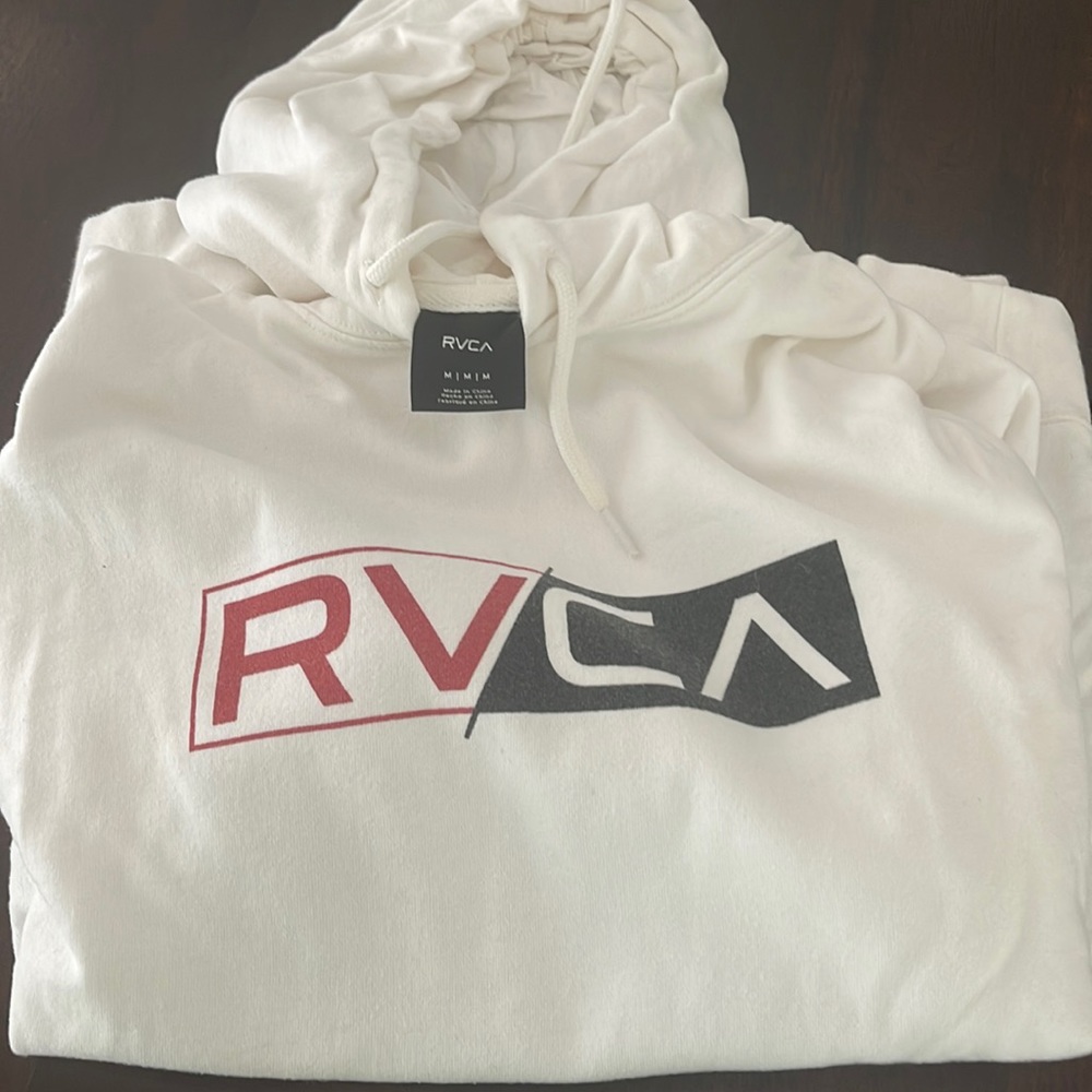 RVCA WHITE SWEATSHIRT - perfect condition